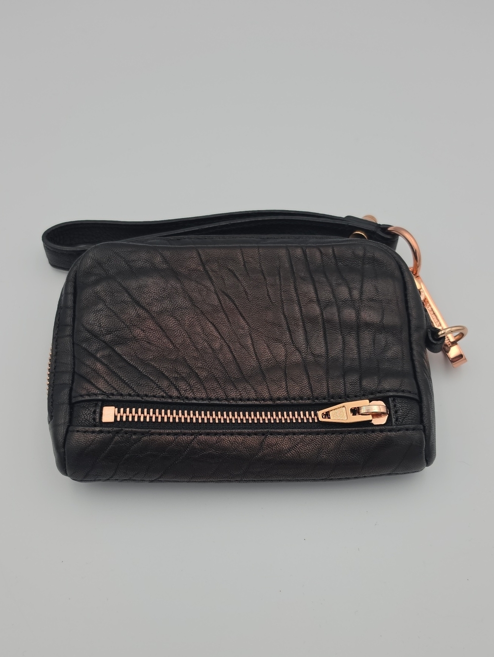 Alexander Wang Black/Red Leather Wristlet W/ Rose Gold Hardware (EUC)✨️🖤✨️